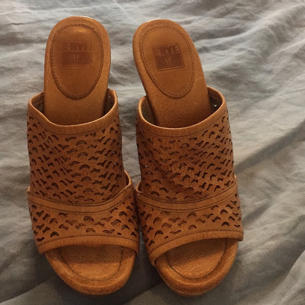 Frye mules